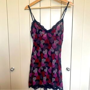 La Vie En Rose 🌹 Heart 💖 Pink & Red Floral Nightgown